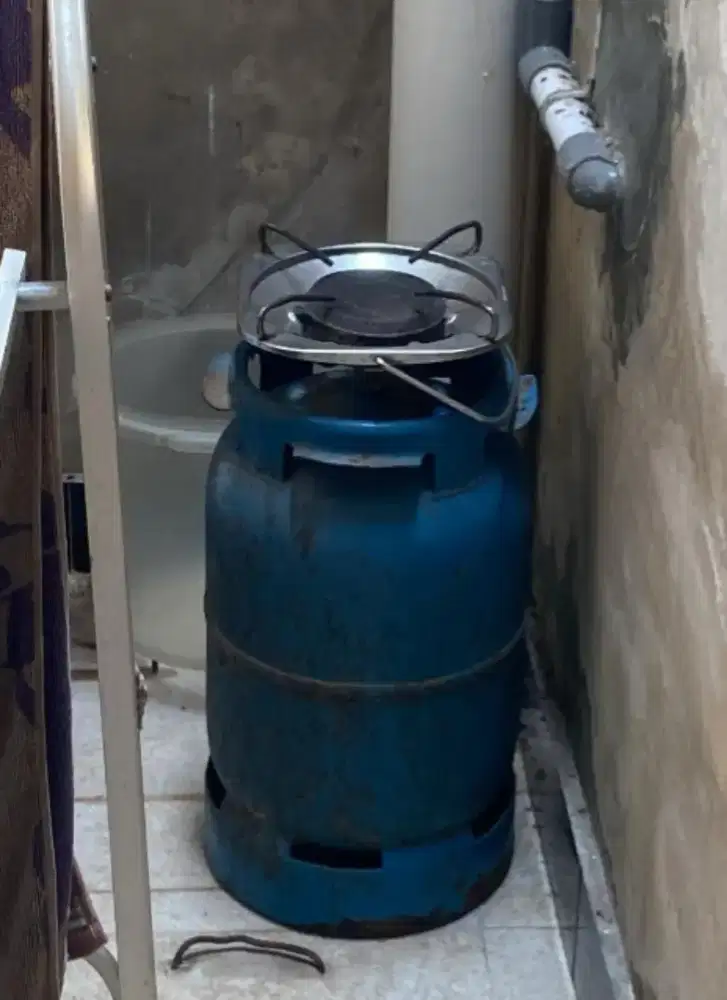 Di Jual Blue Gas Elpiji 5 KG beserta kompor nya