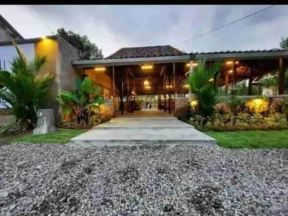 Ruang usaha strategis di Maguwoharjo Sleman