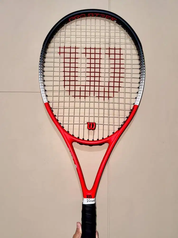 Raket Tennis Wilson Pro Staff Precision RXT 105