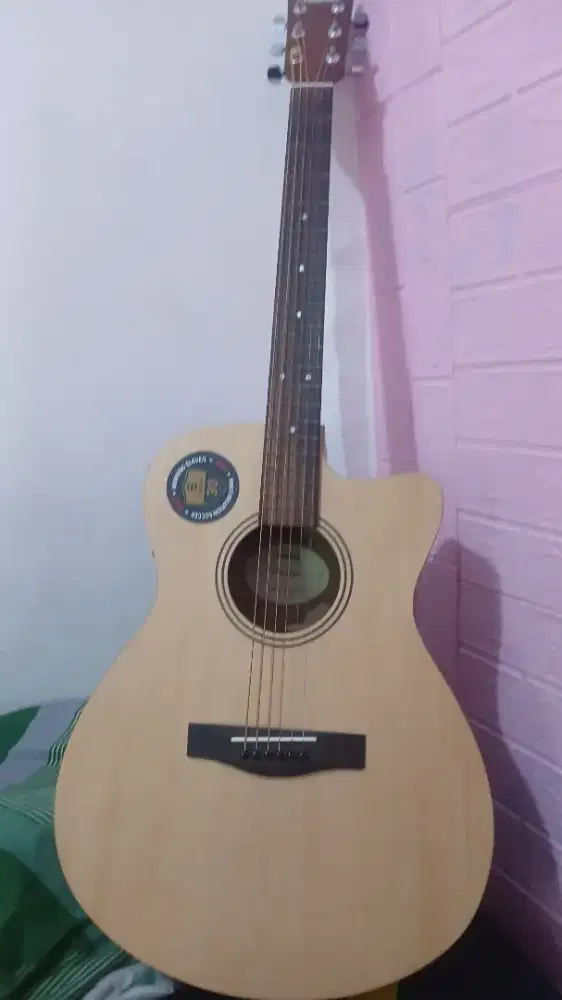 gitar yamaha FSX400C