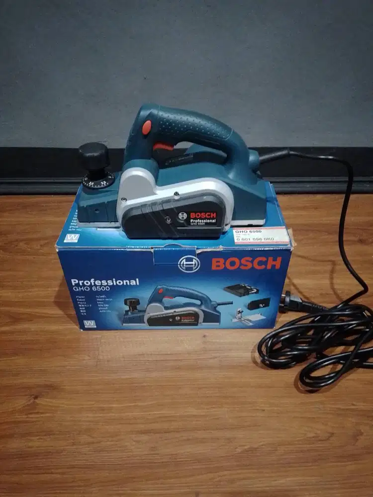 Bosch GHO 6500 Professional Planer - Mesin Serut Kayu