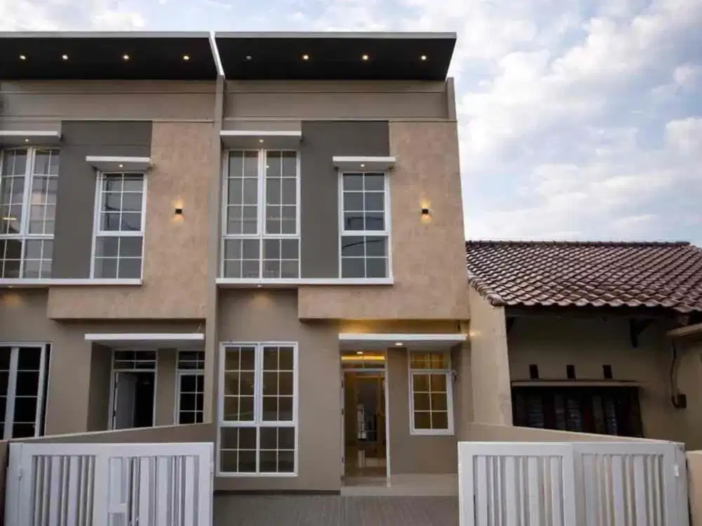 Rumah Baru Luxury Nuansa Europa Modern