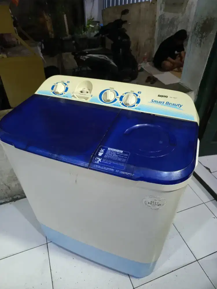 Mesin cuci merek SANYO SMART BEAUTY 8kg normal Joss tinggal pake bosku