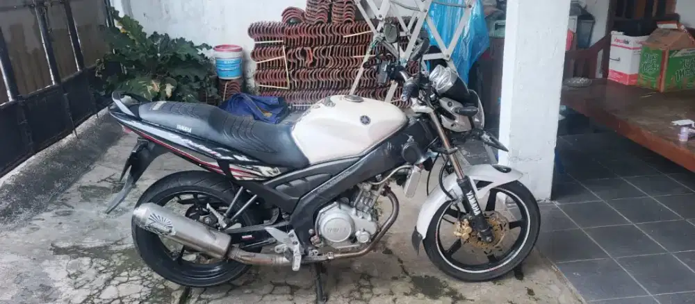 Yamaha vixion old