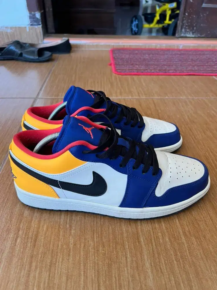 Air Jordan Low - Royal Yellow - Size 44