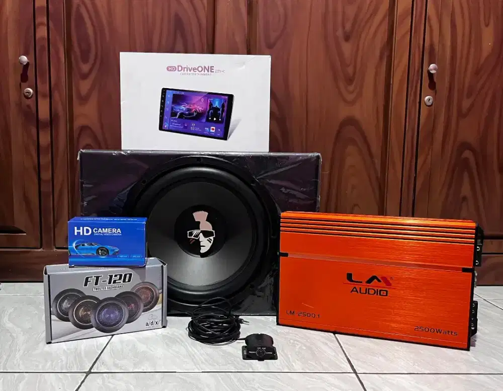 satu paket audio mobil