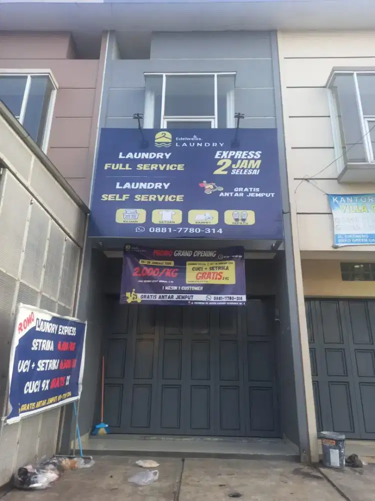 Loker laundry setrika