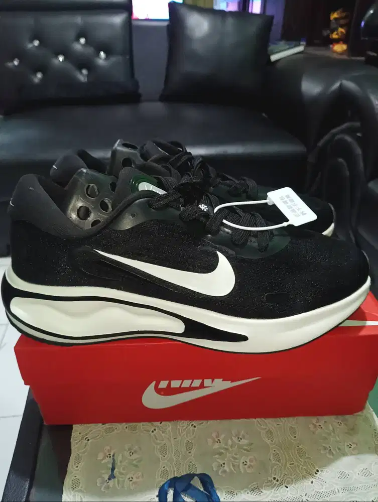 Nike Size 44 Lok Bandung