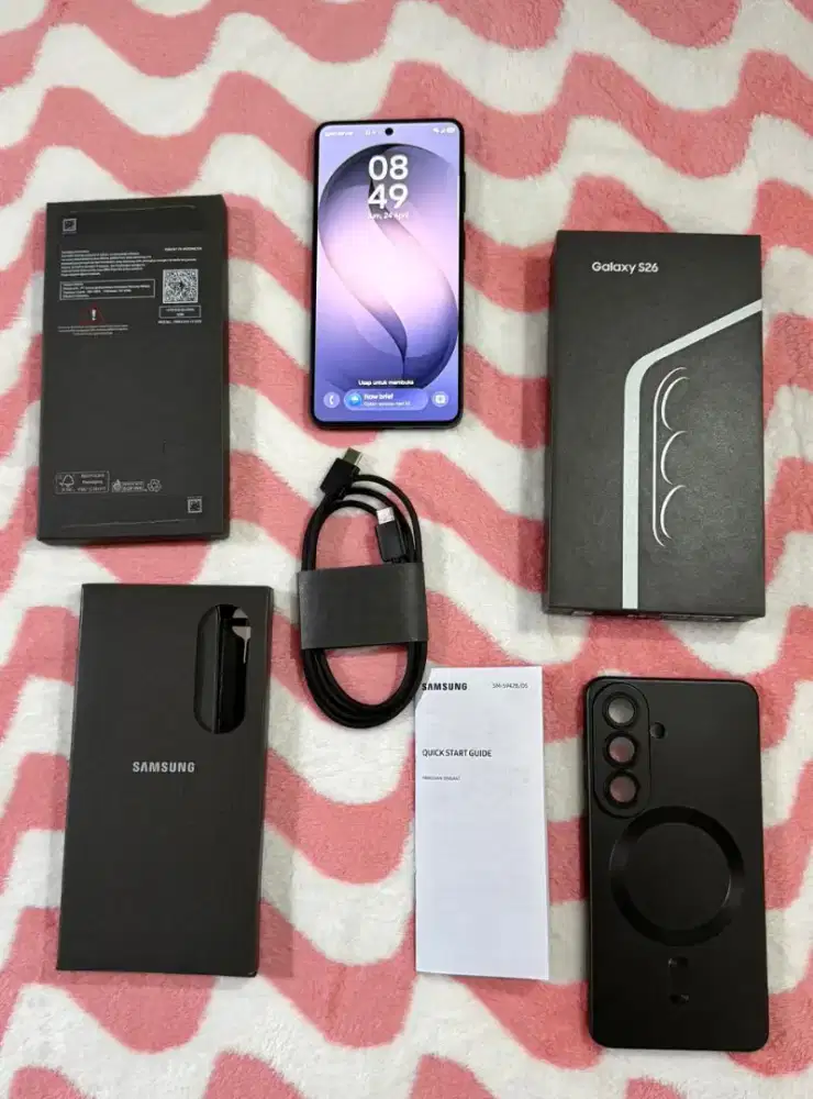 Samsung S26 Basic Like New