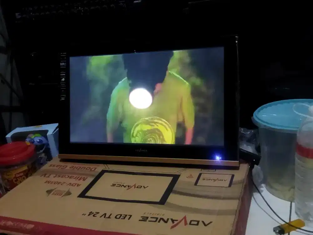 Advance Digital TV 24 inch