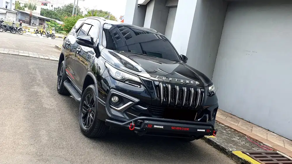 Toyota fortuner vrz trd sportivo 2020 hitam diesel grill ori ada