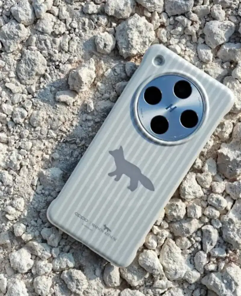 Maison Kitsune Oppo Find X8 Pro Case