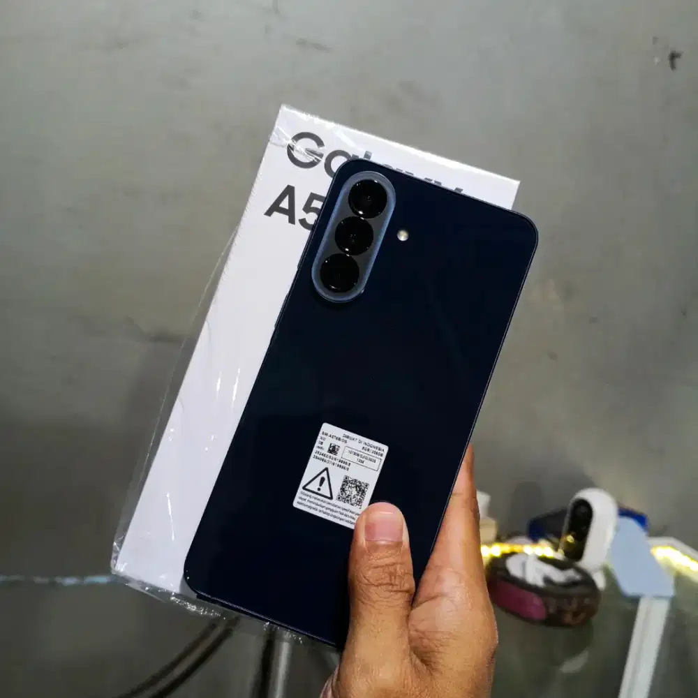 Samsung galaxy A57 5G ram 8/256GB lengkap mulus normal