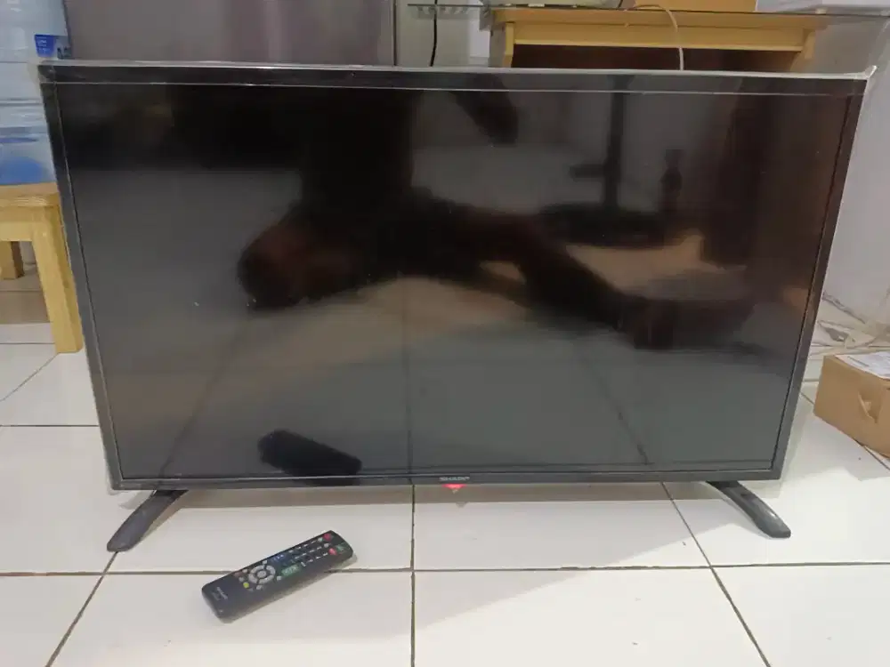 TV LED SHARP AQUOS 32 INCI + REMOT ORIGINAL SEMUA