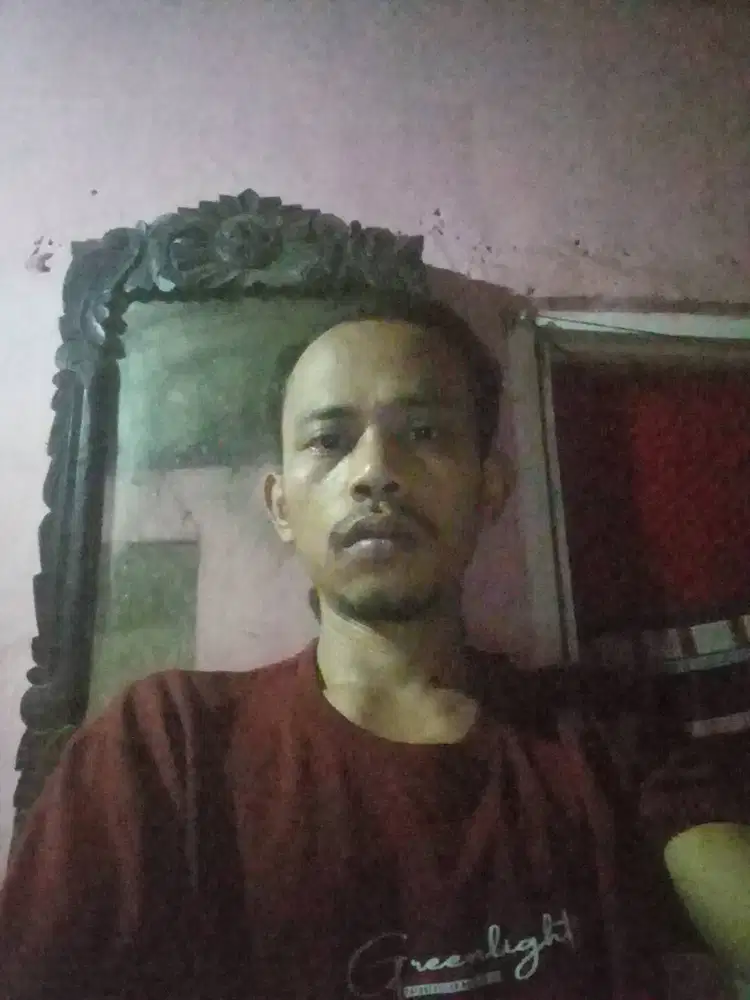 Cari pekerjaan apa aja yg penting halal