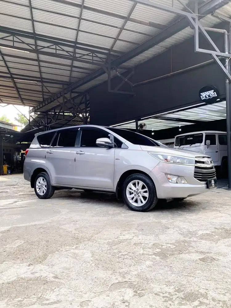 Toyota Innova Reborn 2.0 Type V AT Tahun 2016