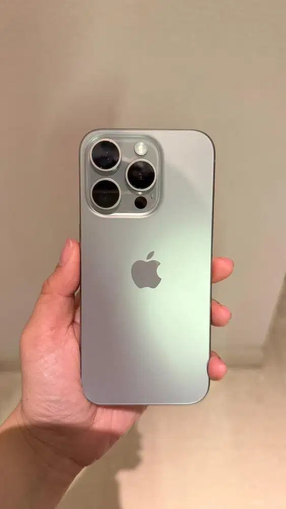 (Second) iPhone 15 Pro 512 GB Original