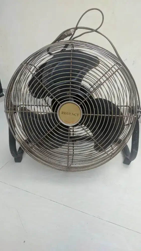 Kipas angin regency 14 inci bearing