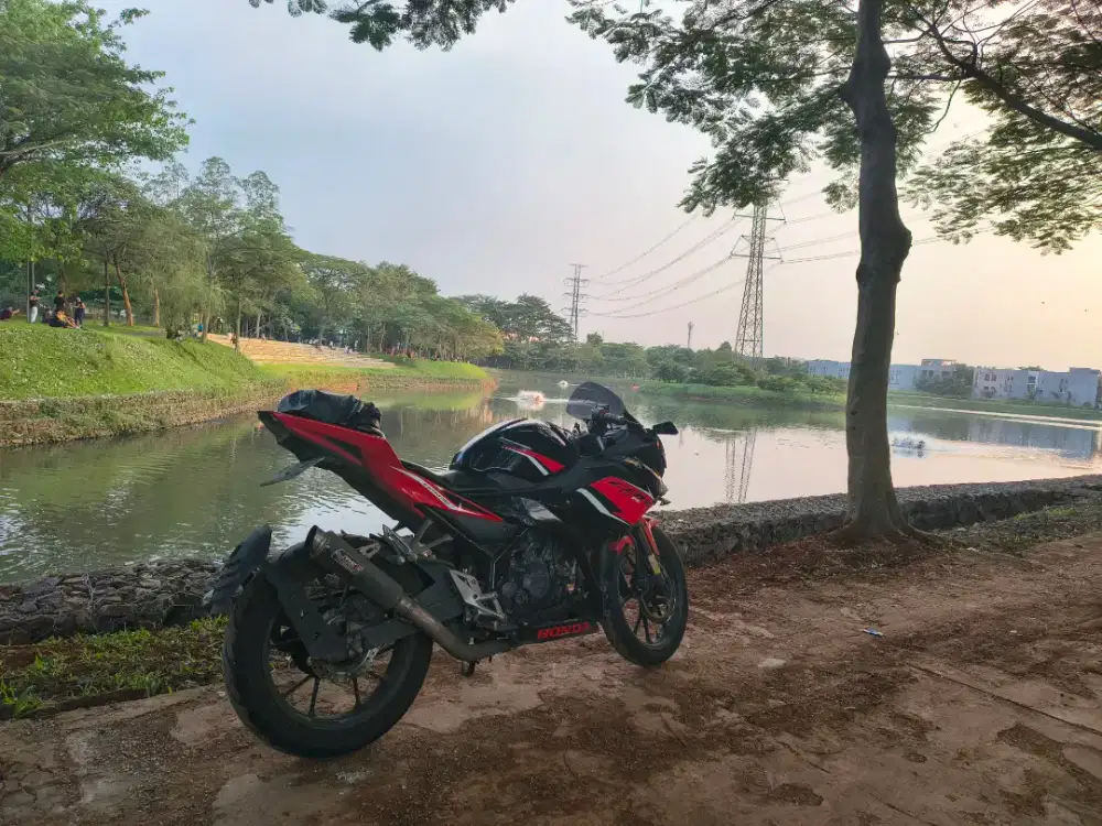 CBR facelift 2020 jual 18 JT negooo mas
