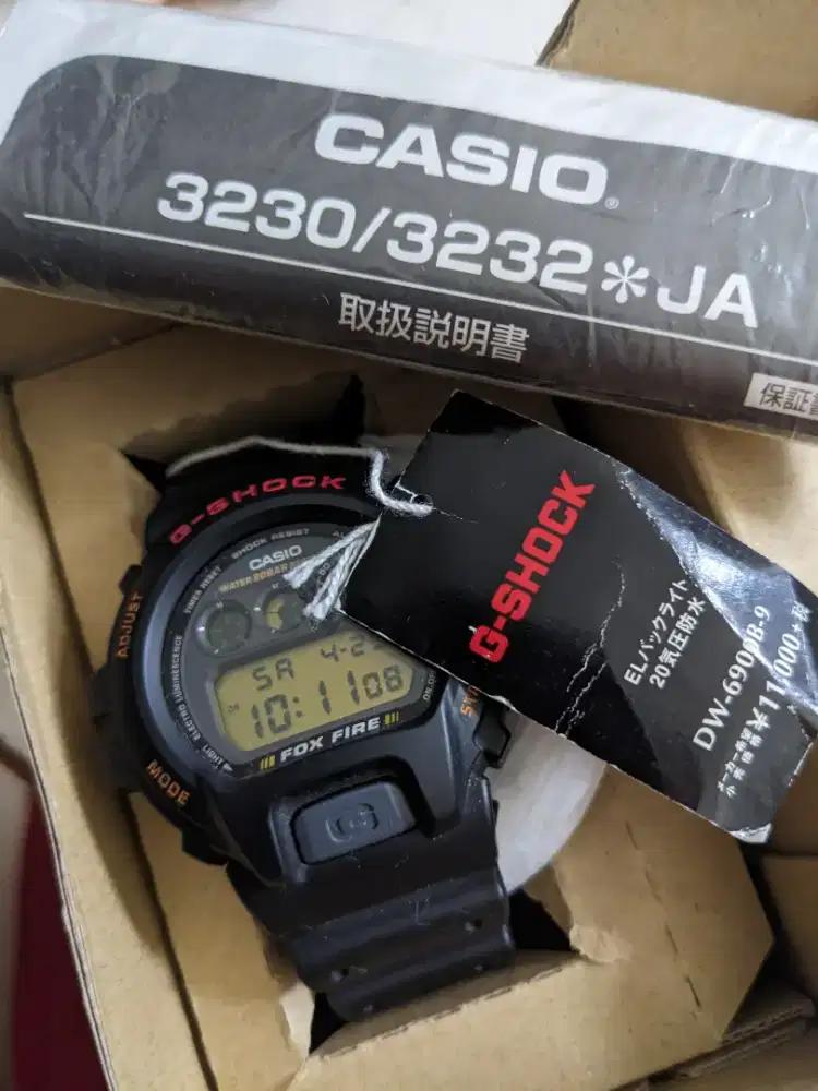 G-Shock DW6900 fox fire