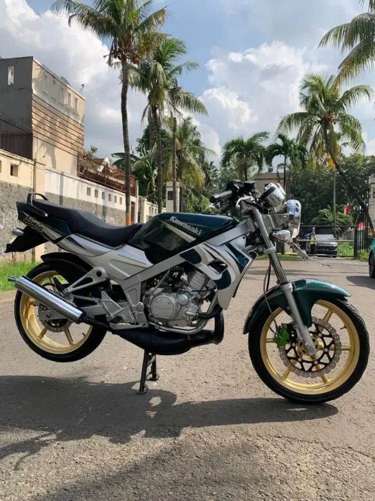 Kawasaki ninja kis hijau tua