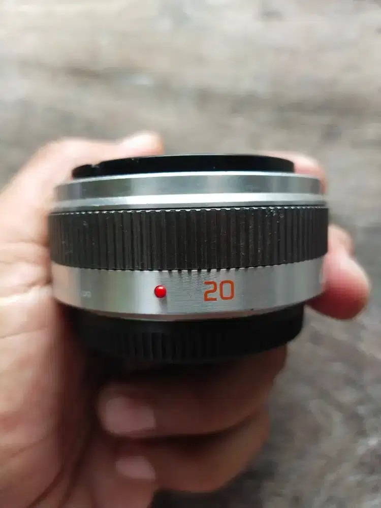 Lensa fix Olympus lumix 20mm f 1.7