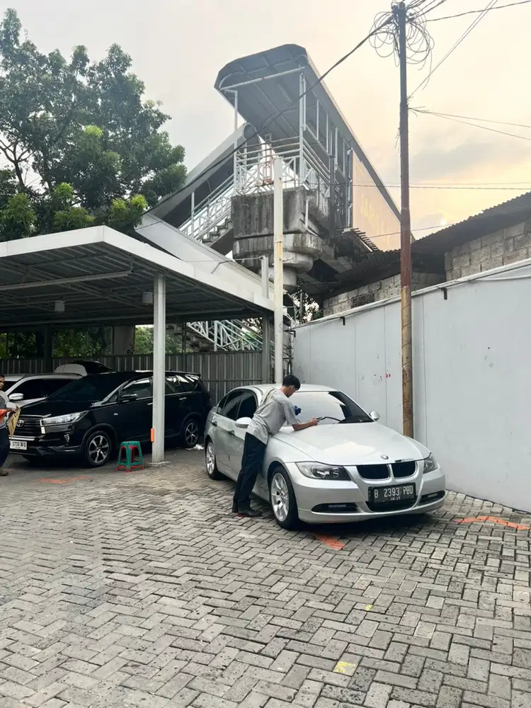 BMW 320i 2006 Bensin