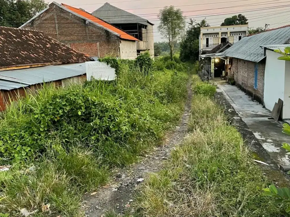 0 Jalan Raya Lakarsantri