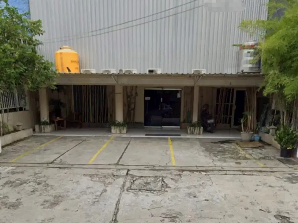 Rumah Kantor Pusat Kota Surabaya cocok untuk Kantor, Refleksi, dll