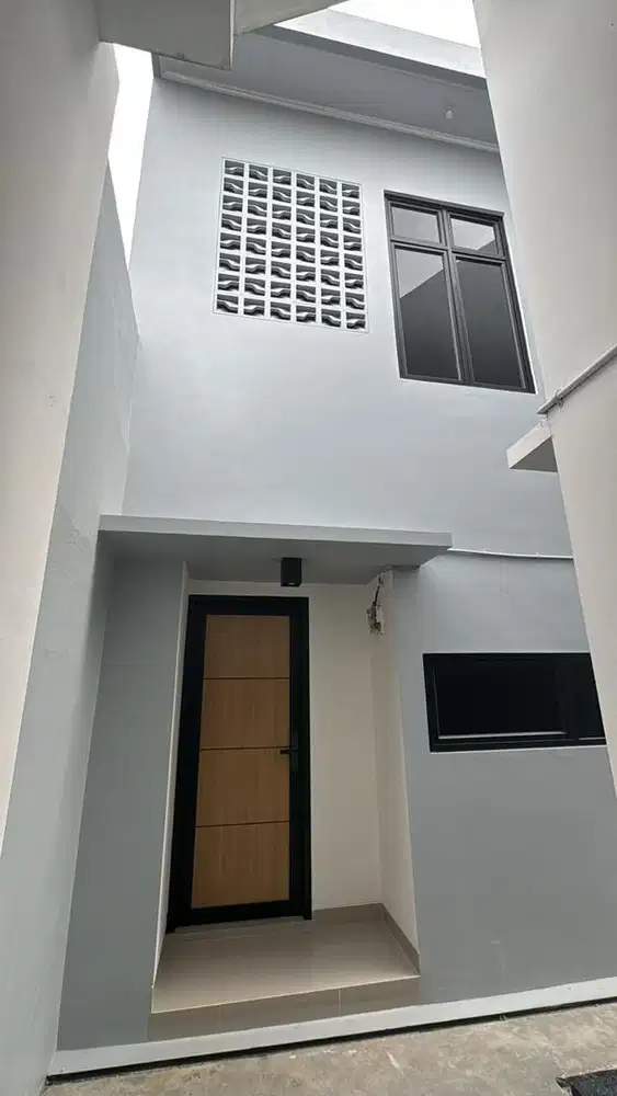 DiSewakan Rumah 2 Lantai