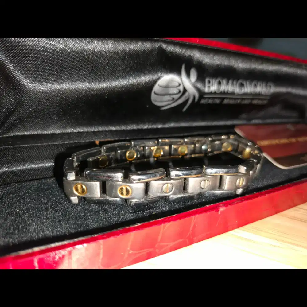 Gelang Terapi Kesehatan BioMagWorld Magnet Magnetic Bracelet