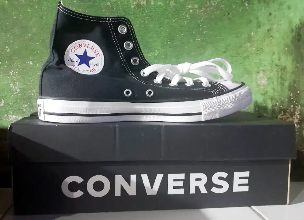 CONVERSE ALL STAR MENS OR WOMENS