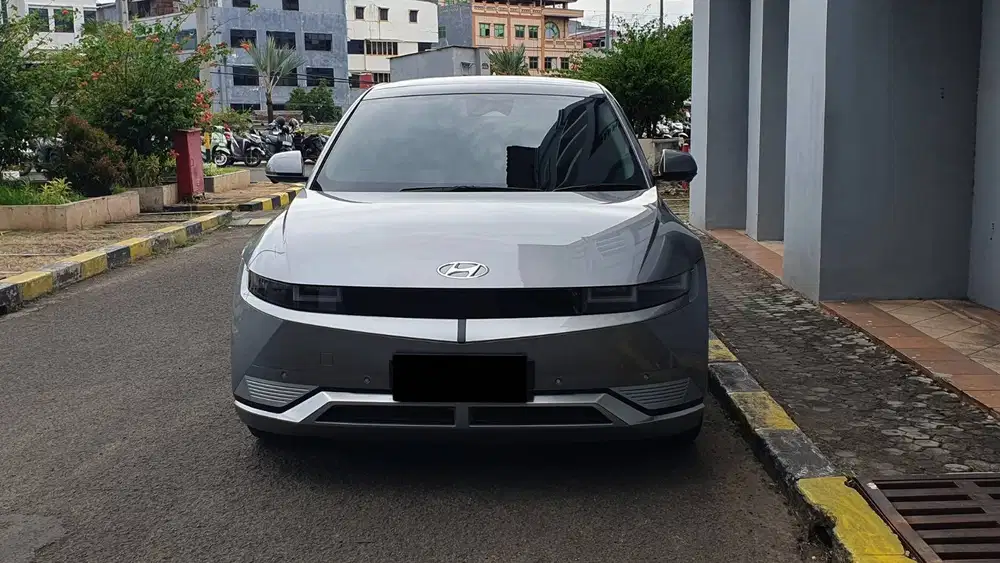 Hyundai Ioniq 5 EV Long Range Signature AT Abu 2023 Record Garansi