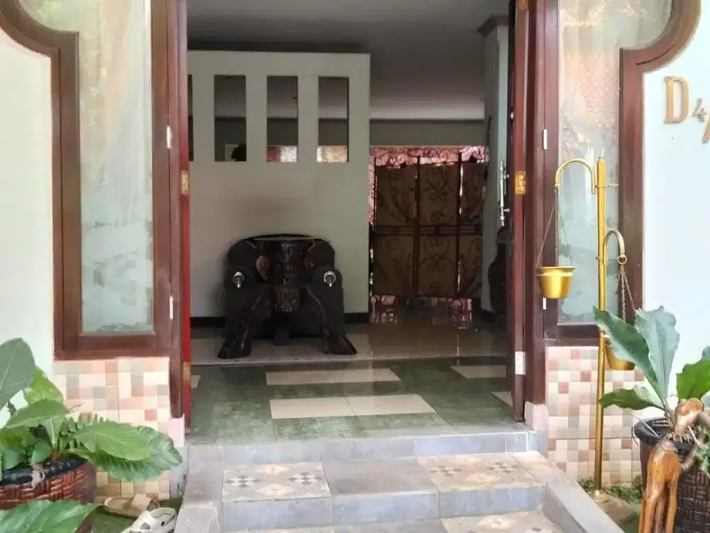 Rumah Hook Bali View di Cirendeu Ciputat Tangerang Selatan
