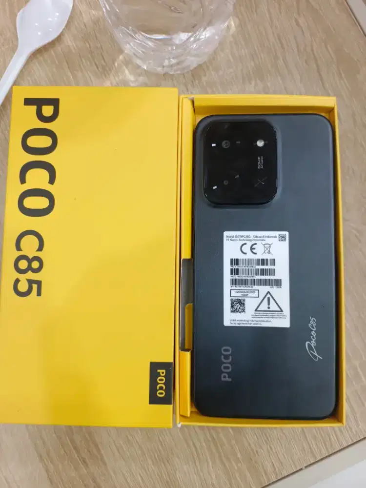 Poco c85 6/128 garansi masih panjang