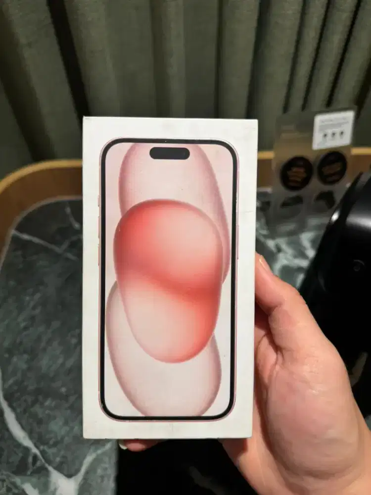 Dijual aja iPhone 15 pink 256 Ibox new segel minat langsung chat aja!