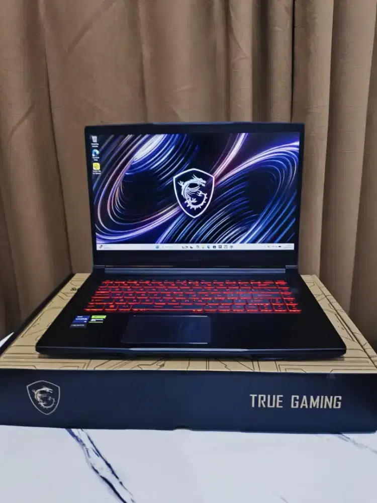 MSI Thin 15 XR MULUS FULLSET BOX [GEN 12]