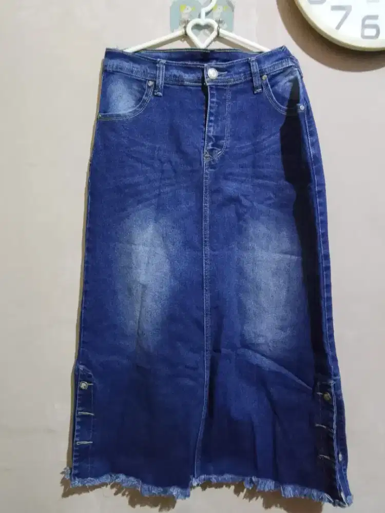 rok jeans masi baru