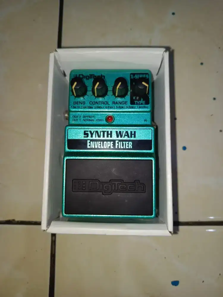 Efek gitar digitec synth wah
