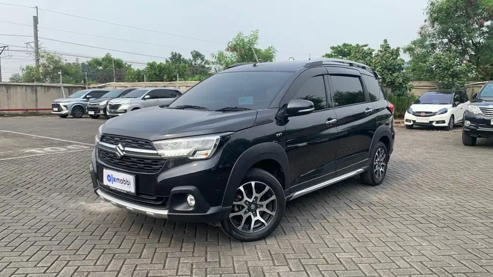 KM Low Pajak Hidup Suzuki XL7 2022 ZKY