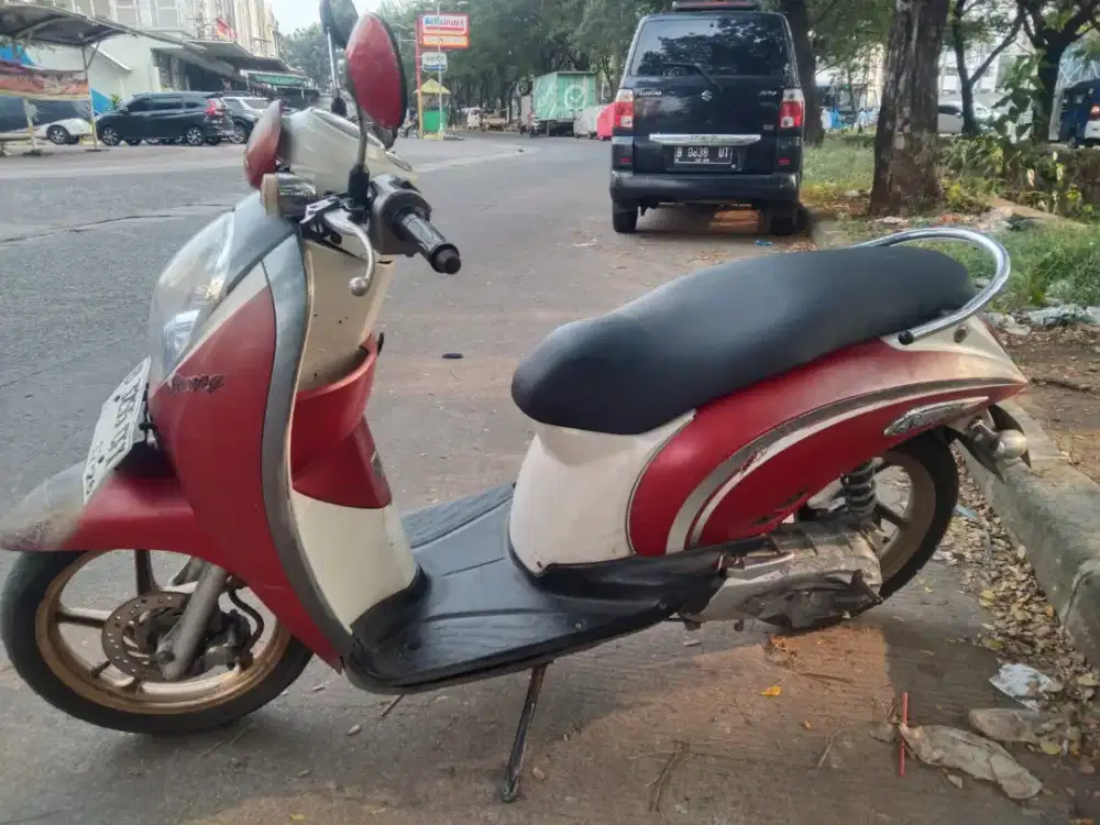 Honda scoopy 2011
