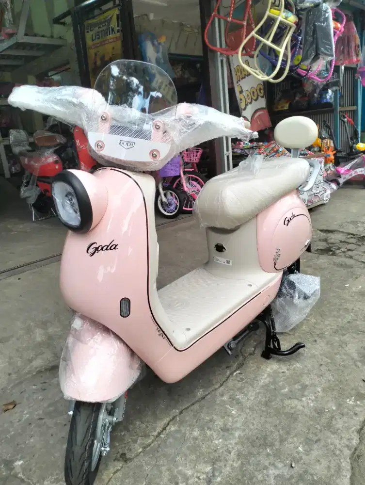 SEPEDA LISTRIK GODA LEMON