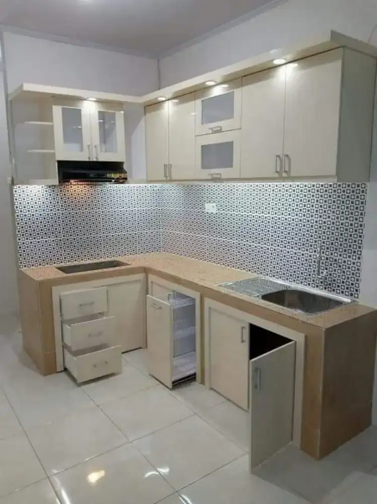 Kitchen set, kamar set, lemari, backdrop tv, isi rumah, isi kantor.