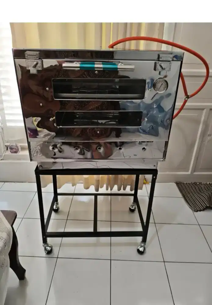 Di jual oven gas stainles ukuran 60x40