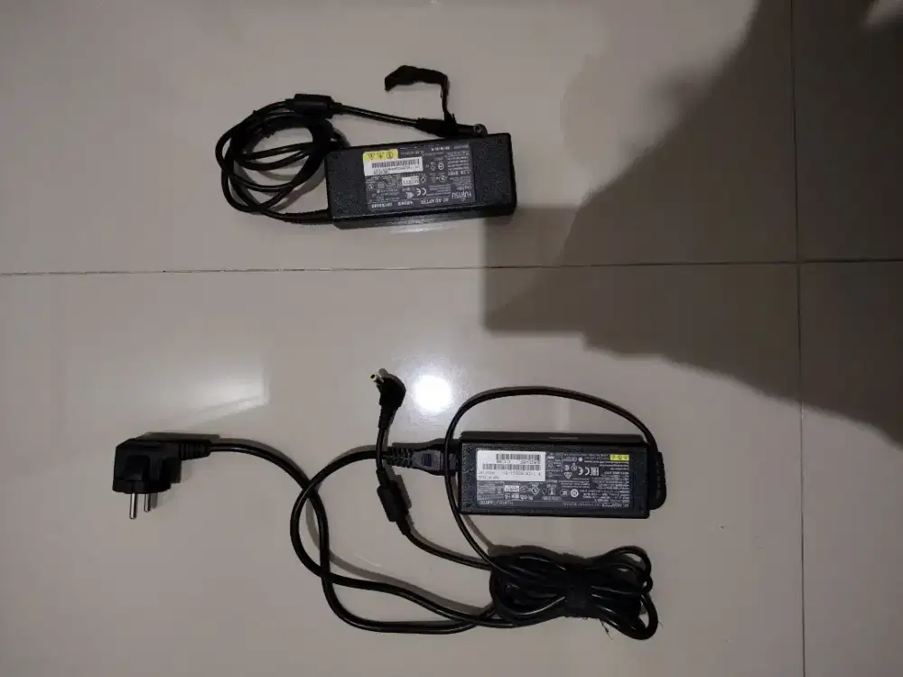 Dijual Charger Laptop Fujitsu U9310