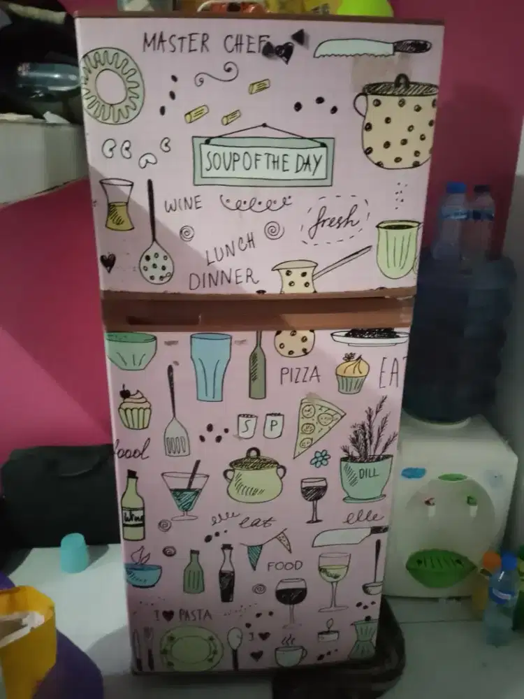 Kulkas 2 pintu merek Shap