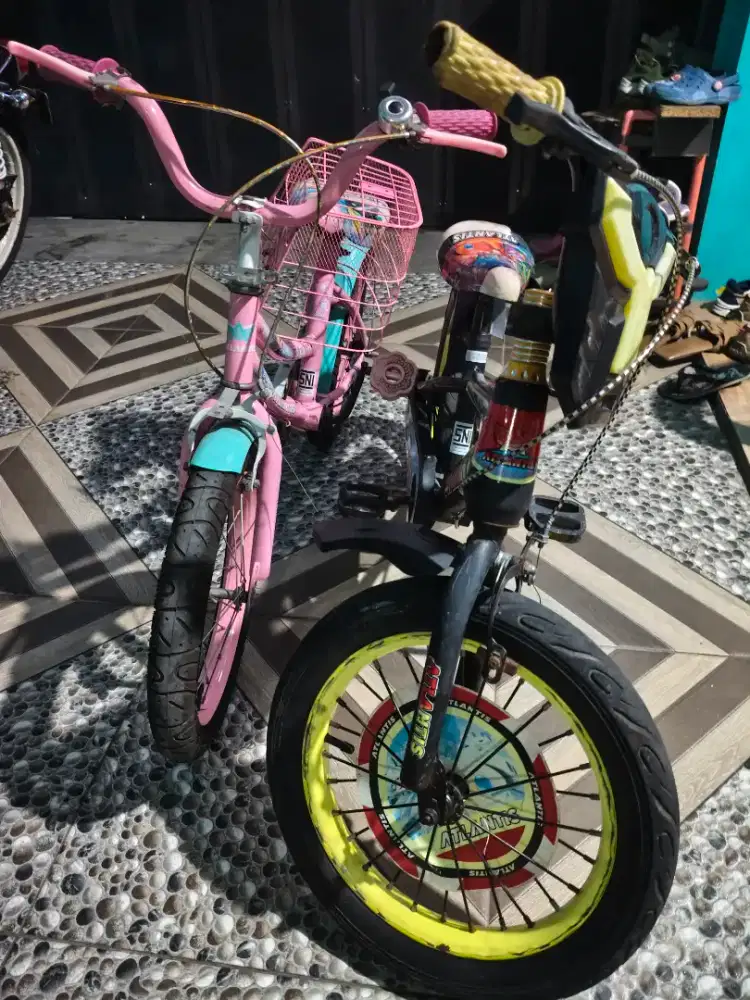 Sepeda anak bekas