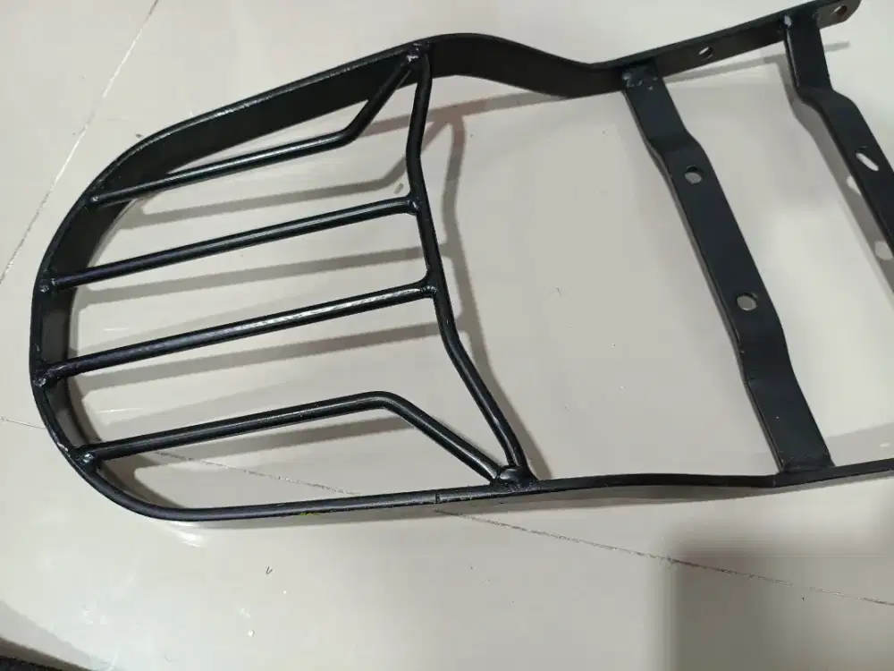 Bracket box pcx 160 2024