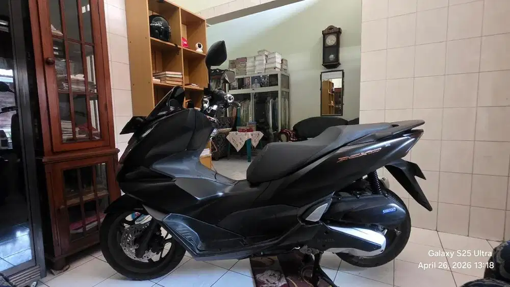 HONDA PCX 160 cc ABS TAHUN 2023 HITAM DOFF