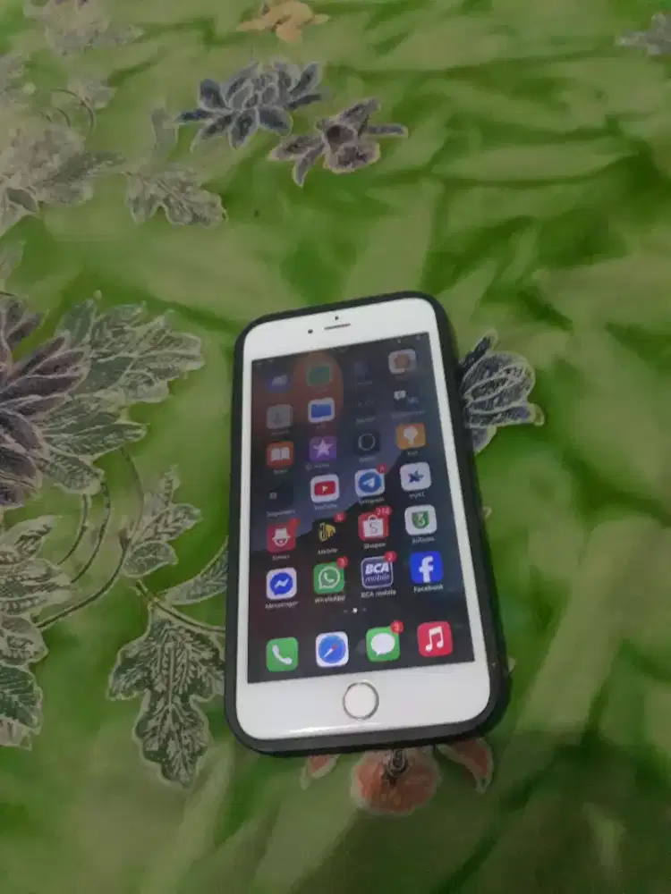 Jual cepat iphone 6s plus 64gb